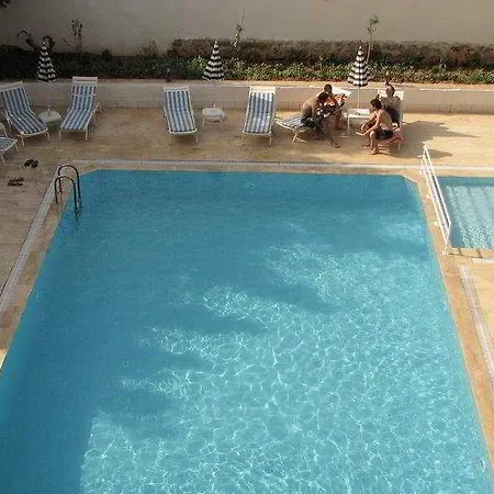 Aparthotel Azak